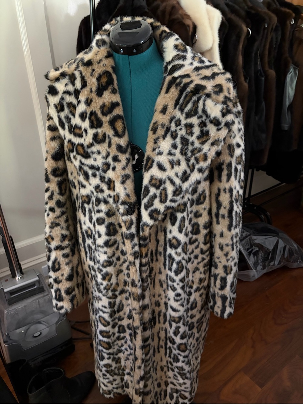 Kendall & Kylie Leopard Print Faux Fur Pea Coat in Beige, Black, Cream